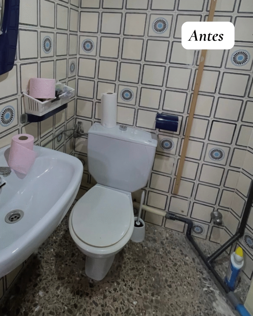 Baño antiguo antes de una reforma sin obra en Castellón